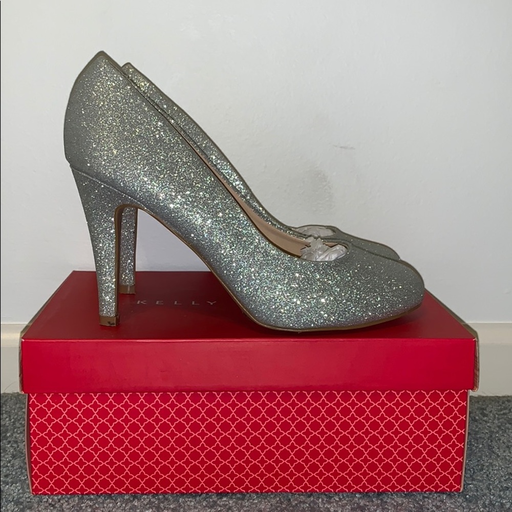 Formal heels